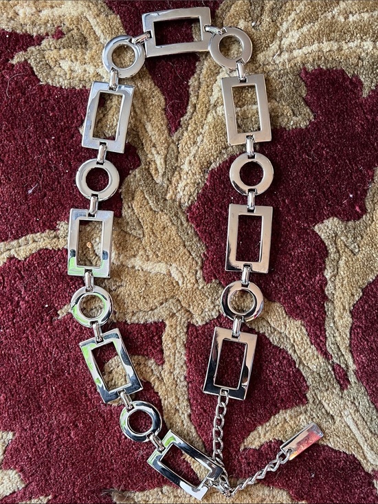 ESCADA Women\'s Vtg Designer Silver Tone Metal ChainLink Circle Rectangle Belt